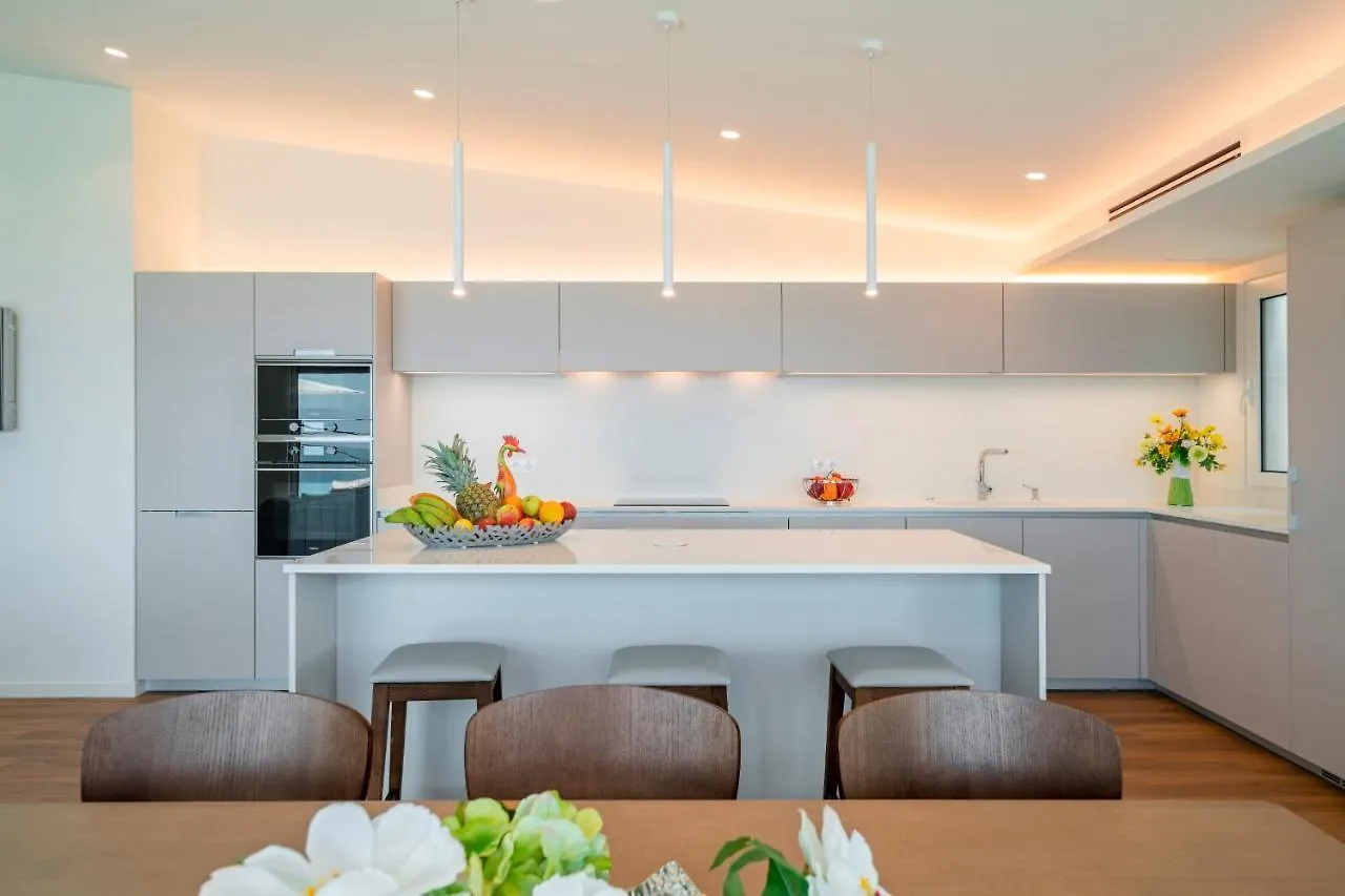 Ourmadeira - Grandview, Contemporary Apartment Funchal
