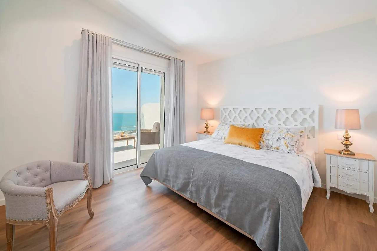 Ourmadeira - Grandview, Contemporary Apartment Funchal  0*, Funchal (Madeira) Portugal